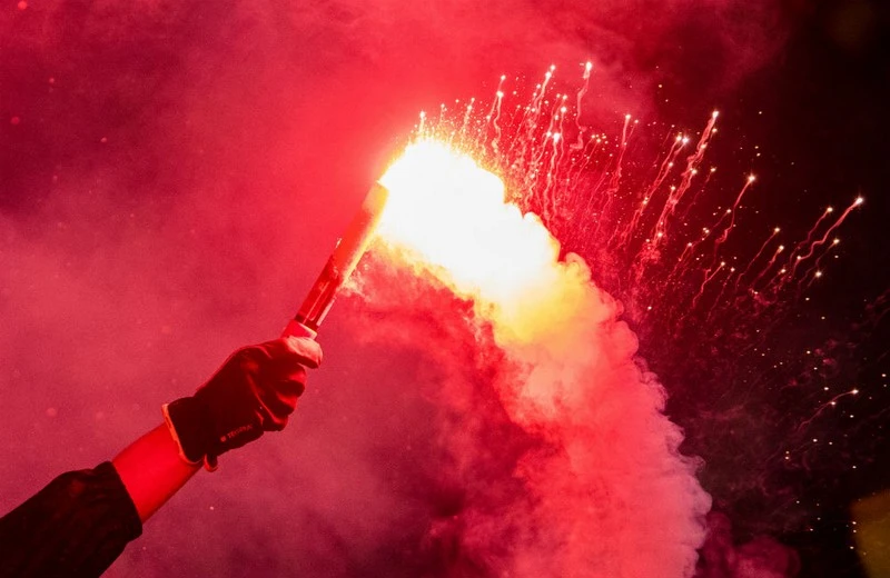 Torce da stadio - Negozio festa milano,bombole elio milano,negozio